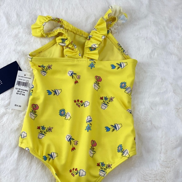 (NWT) BabyGap swimsuit - Picture 4 of 5